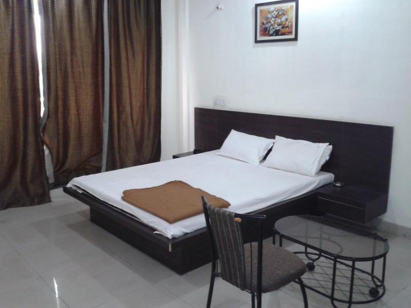 Om Palace Lonavala Dış mekan fotoğraf